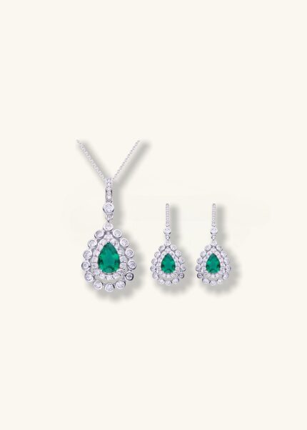 Artemis’ Tears 18K White Gold Pear Shaped Emerald Earrings And Necklace Set