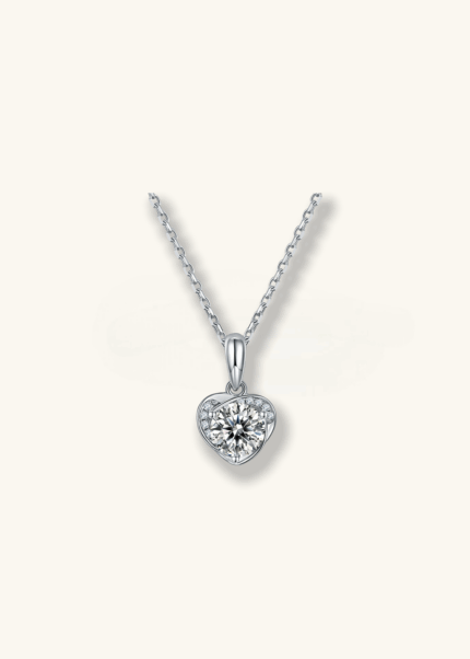 Eternal Kiss 18K White Gold Heart Shaped Diamond Necklace
